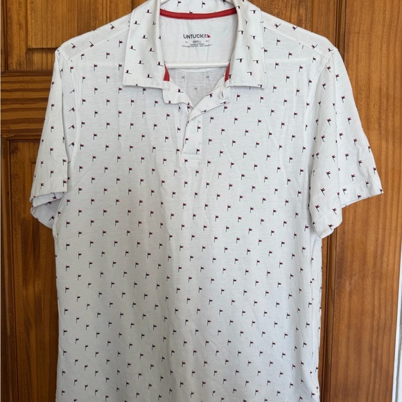 UNTUCKit Other - UNTUCKit White Polo with Red Flag Print